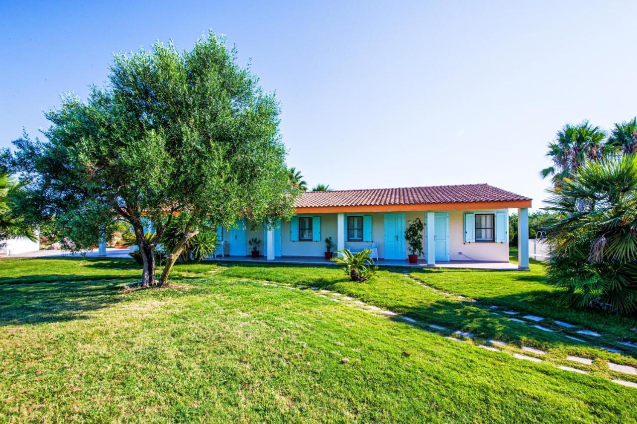 Agriturismo Is Cortillaris Càbras Zewnętrze zdjęcie