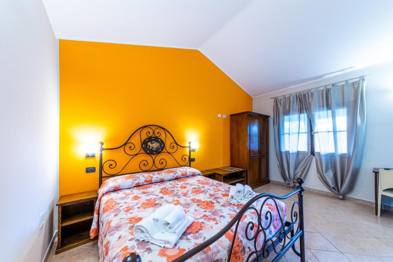 Agriturismo Is Cortillaris Càbras Zewnętrze zdjęcie